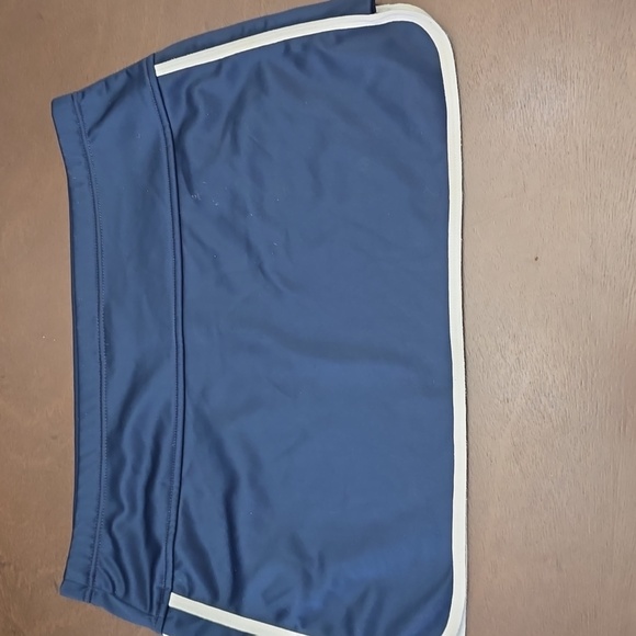 LACOSTE Navy Skirt with White Trim Sz 42 / Sz 12-14 Large - Picture 3 of 7